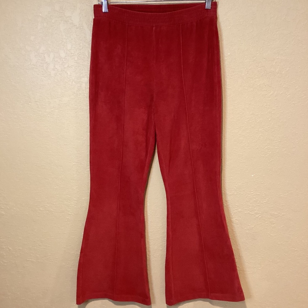 Aerie Women's Medium Red Ribbed Velvet Velour Flare Pants, Elastic, High Waist